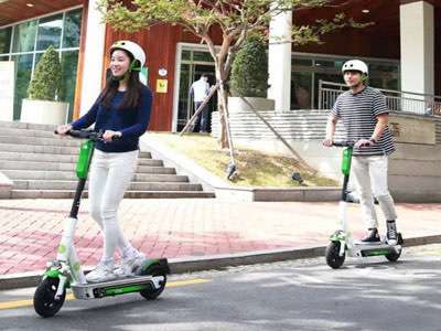 校園共享滑板車